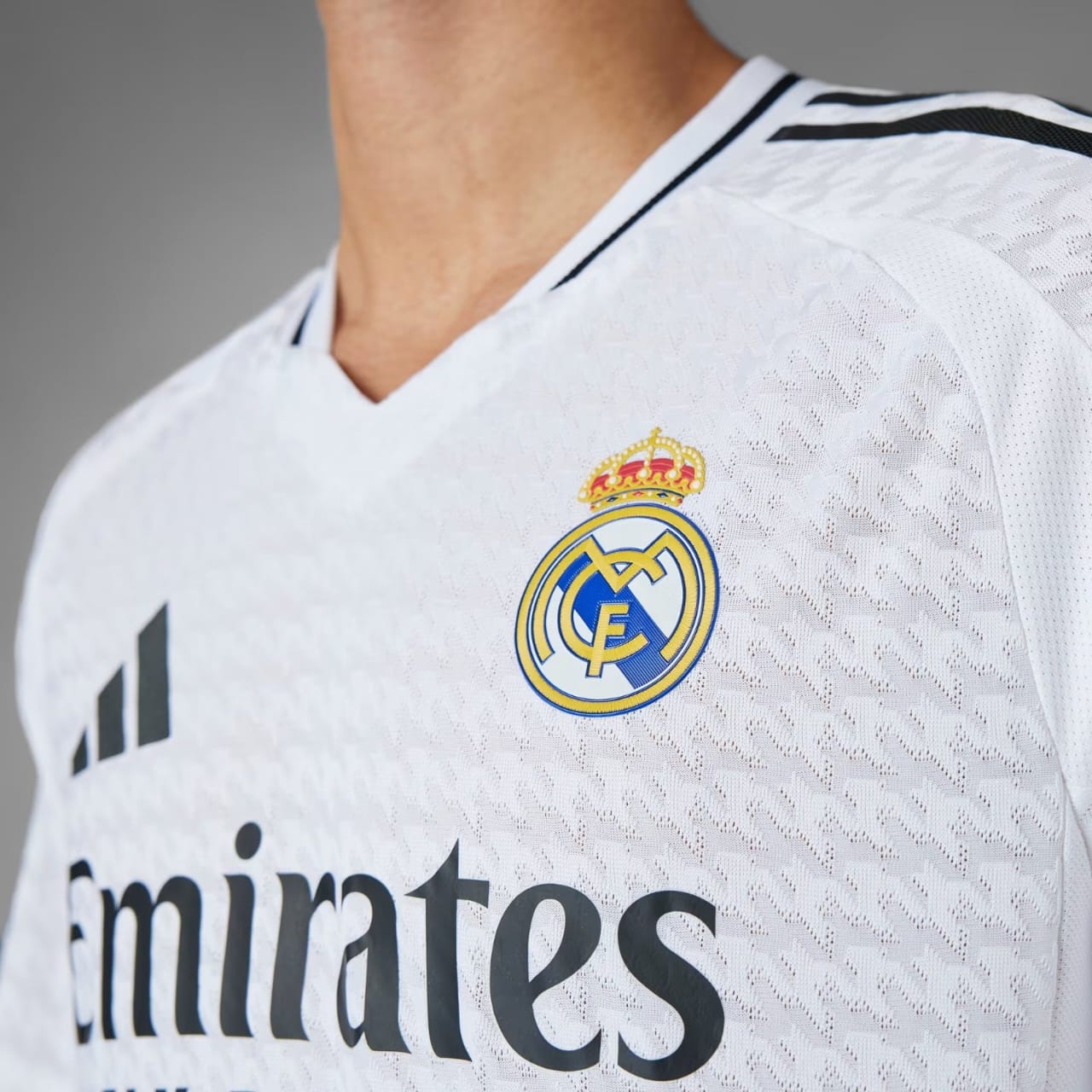 Real Madrid Home Player Version 24/25 Jersey